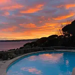 Vue Exceptionnelle Golfe De Saint -tropez Piscine 6ch 6 Sdb 12 Personnes וילה סן-מקסים