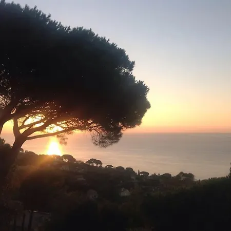 빌라 Vue Exceptionnelle Golf De Saint -tropez *