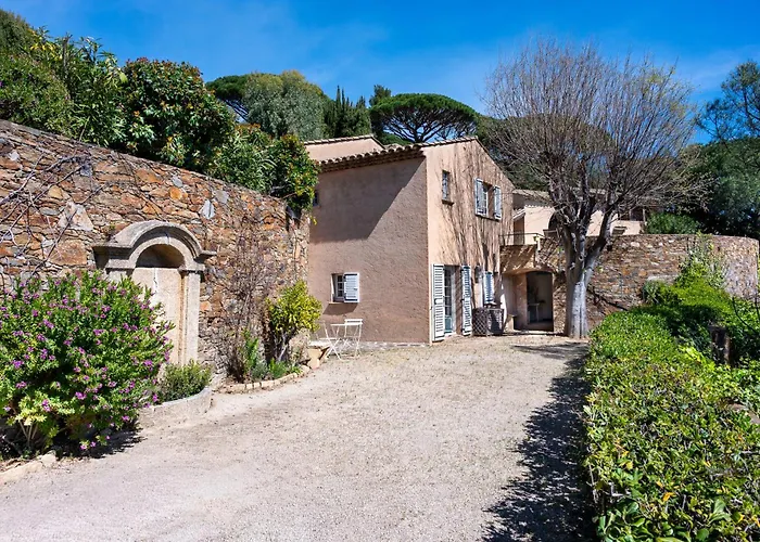 Vue Exceptionnelle Golfe De Saint -tropez Piscine 6ch 6 Sdb 12 Personnes Sainte-Maxime